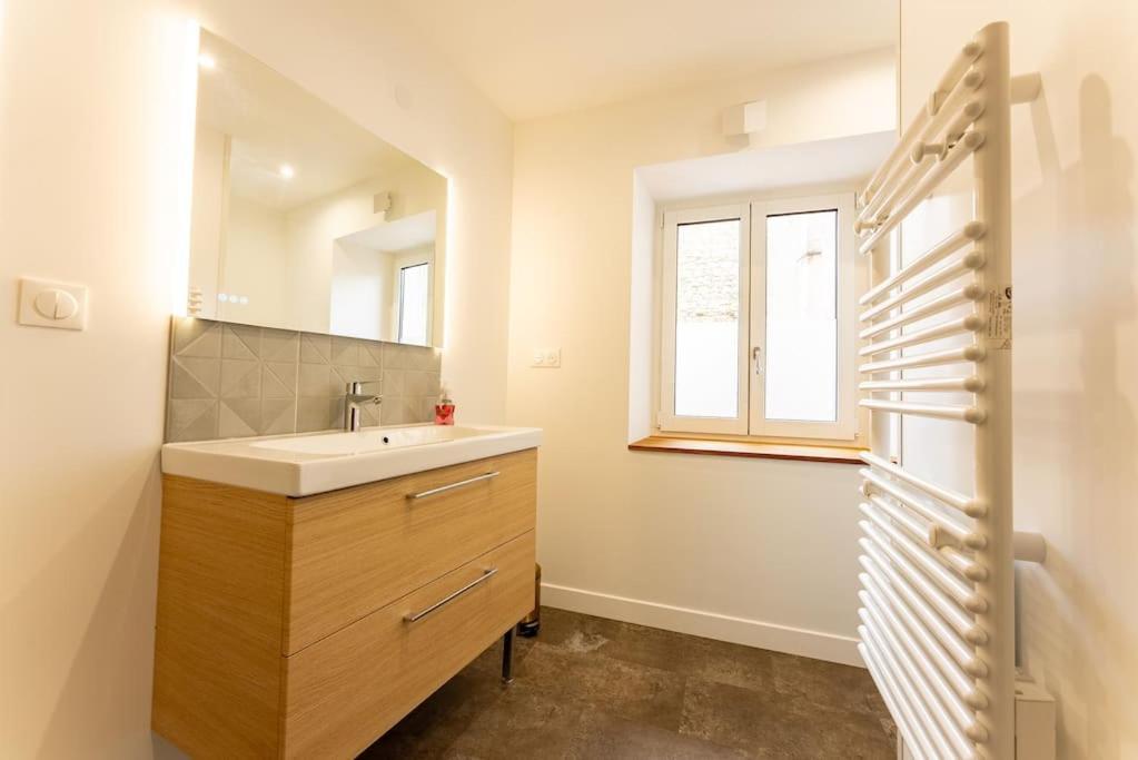 Le « Victor Hugo » Valence Centre Apartment Luaran gambar